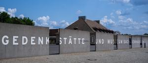 Blick auf den Eingang zur Gedenkstätte und Museum Sachsenhausen auf dem Gelände des ehemaligen Konzentrationslagers Sachsenhausen.
