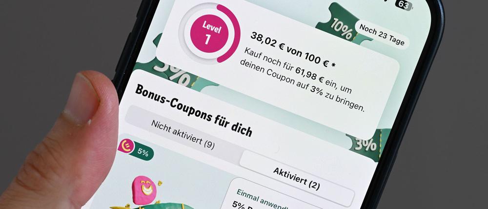 In den Apps von Rewe und Penny wurden die Schwellenwerte für Rabatte angepasst.