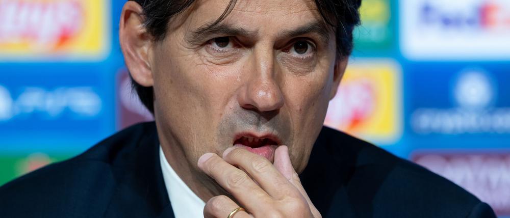 Simone Inzaghi spricht in der Münchner Arena über den FC Bayern.