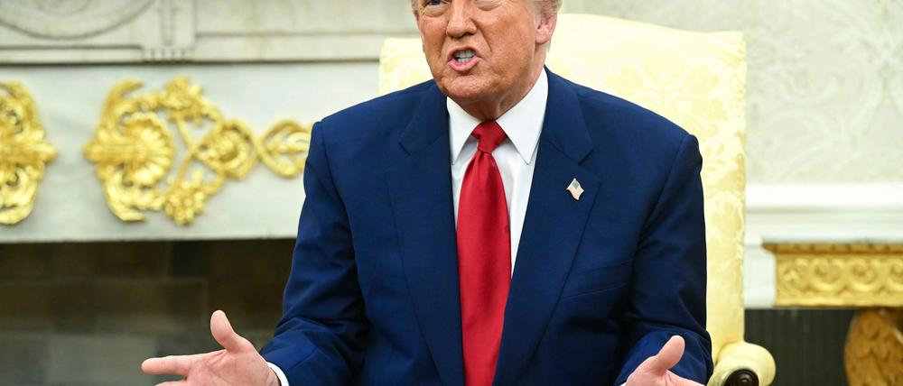 Die Zölle bleiben, sagt US-Präsident Trump.