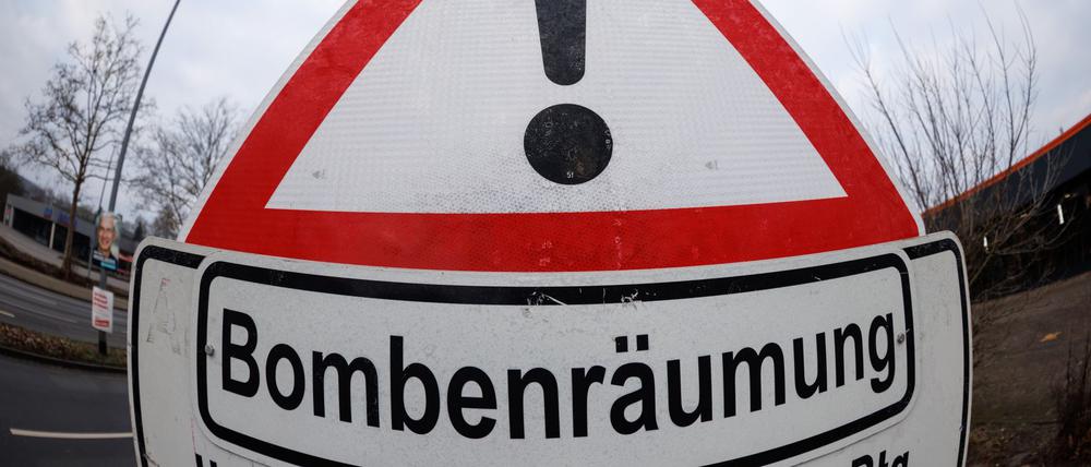 Eine Bombe sorgt für Räumungen einzelner Gebiete rund um den Mellensee. (Symbolbild)