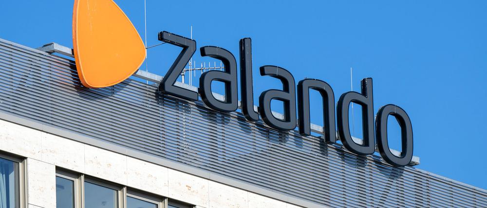 Zalando streicht rund 450 Arbeitsplätze am Firmensitz in Berlin. (Archivbild)