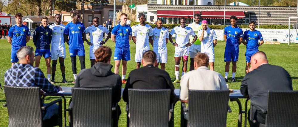 Die Spieler mussten vor einer Jury vorspielen.