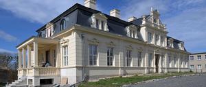Das Gutshaus Satzkorn erstrahlt in neuem Glanz, es steht kurz vor der Fertigstellung.