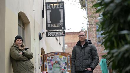 Laura Schleusener und Florian Rumprecht vom Trägerverein des studentischen Kulturzentrums hoffen auf ein positives Urteil des Arbeitsgerichtes.