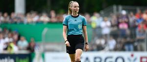 Schiedsrichterin Fabienne Michel musste sich auf übelste beleidigen lassen.
