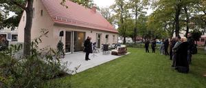 Das Heidehaus bei der Eröffnung als Nachbarschafts- und Begegnungshaus.