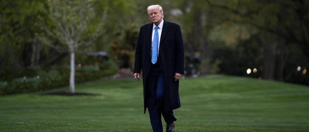 US-Präsident Donald Trump auf dem Rasen des Weißen Hauses.