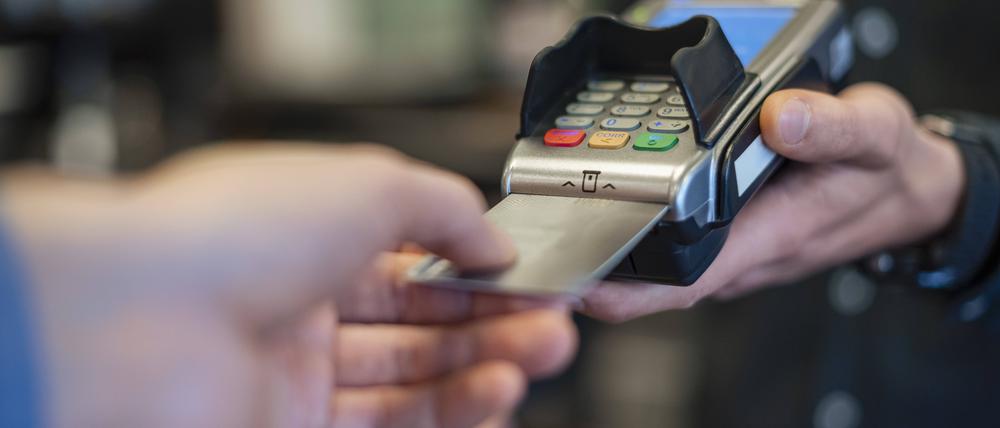 Die Mehrwertsteuer-Senkung in der Gastronomie würde bis vier Milliarden Euro pro Jahr kosten.