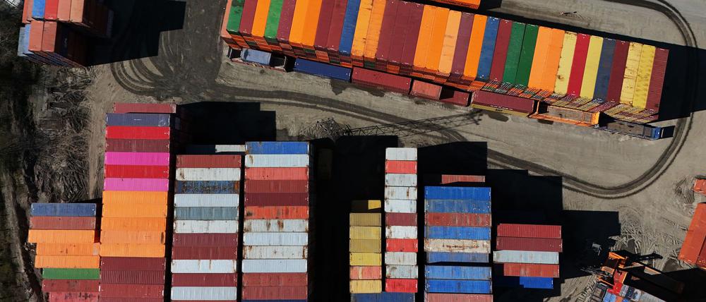Die EU will die geplanten Gegenzölle auf US-Produkte vorerst nicht in Kraft setzen. (Archivbild)