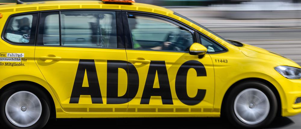 Elektroautos brauchten 2024 sehr viel seltener Hilfe von den Pannenhelfern des ADAC. (Archivbild)