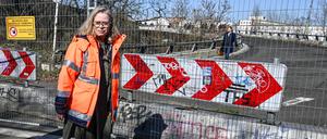 Verkehrssenatorin Ute Bonde (CDU) geht davon aus, dass beim Abriss der Ringbahnbrücke rund um die Uhr gearbeitet wird. (Archivbild)