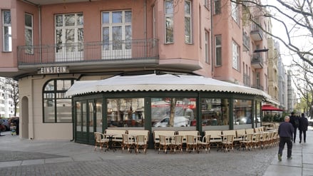 Das “Einstein Mommseneck“ in Berlin-Charlottenburg schließt.