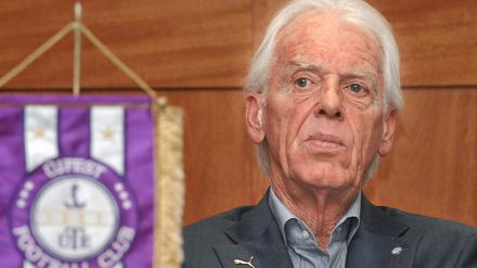 Trainer Beenhakker ist tot.