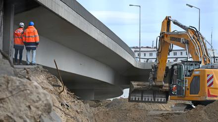 Die Vorbereitungen für den Abriss liefen schon seit Tagen.