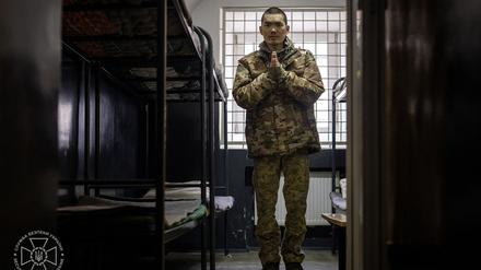 Das Foto soll einen der gefangengenommenen Chinesen zeigen.
