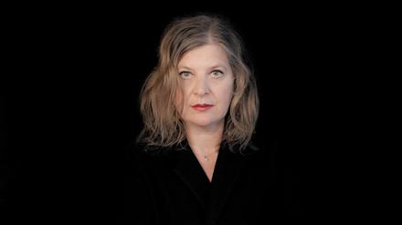 Die renommierte Fotografin Christina Dimitriadis lebt seit 1993 in Berlin, jetzt wurde ihr ihre erste Einzelausstellung in Berlin gewidmet.