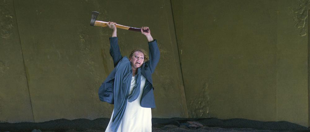 Szene aus der Oper „Elektra“ von Richard Strauss in der Inszenierung von Kirsten Harms an der Deutschen Oper Berlin.