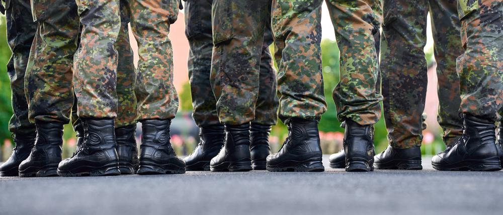 Die Bundeswehr soll auf breitere Füße gestellt werden.
