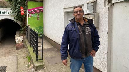 Der Inhaber Ralf Vogt vor der Gaststätte Tunneleck.