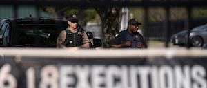 Sicherheitsbeamte vor dem Gefängnis in Columbia im US-Bundesstaat South Carolina.