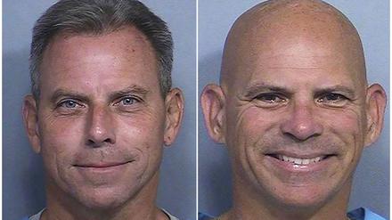 Erik Menendez (l) und sein Bruder Lyle Menendez wurden zu lebenslanger Haft verurteilt. (Archivbild)