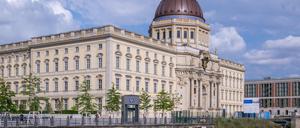 Das Humboldt Forum liegt direkt am Wasser - was bisher fehlt, ist eine Freitreppe runter bis zum Ufer. (Archivfoto)