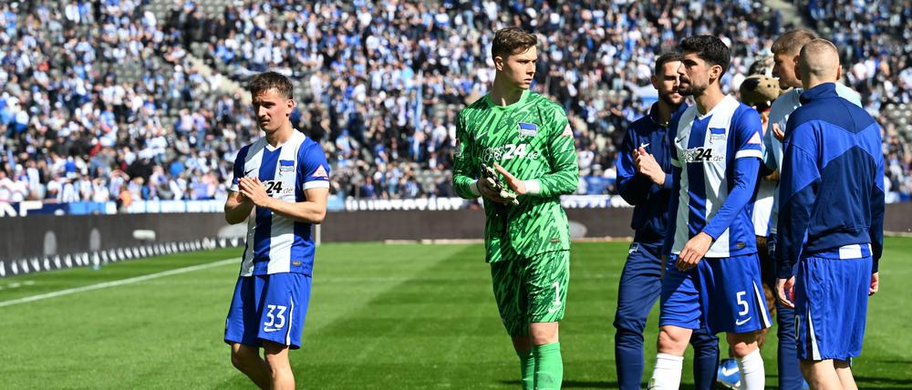 Die Fans sangen noch lange nach dem Schlusspfiff. 