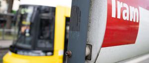 Die Tram erfasste den Mann und schleuderte ihn durch die Luft auf den Bahnsteig. (Symbolfoto)