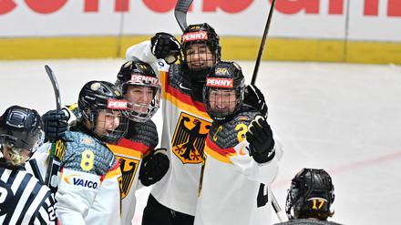 Mit dem Sieg gegen Ungarn erreichte das deutsche Eishockey-Team das WM-Viertelfinale.