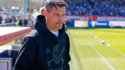  St. Paulis Trainer Alexander Blessin soll in Wolfsburg ein Kandidat sein.