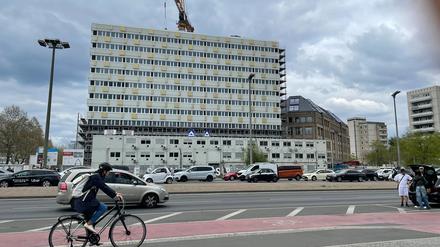 Haus der Statistik mit neues Fassade.