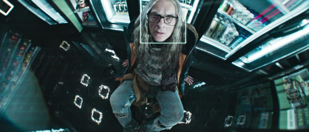 Peter Capaldi als Cameron Walker in einer Szene der siebten Staffel der Serie „Black Mirror“. Die sechs neuen Folgen sind seit 10. April bei Netflix im Programm.