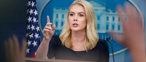 Die Pressesprecherin des Weißen Hauses, Karoline Leavitt, beantwortet Fragen von Reportern während eines Pressebriefings im James S. Brady Press Briefing Room im Weißen Haus in Washington, D.C. am 15. April 2025.