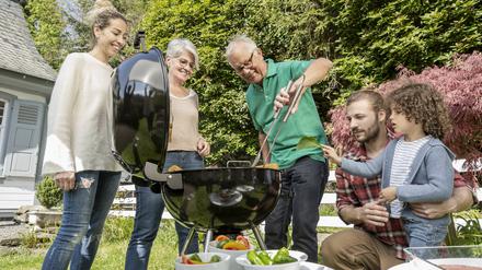  Spaß mit Grenzen. Bestimmte Themen sollten beim nachbarschaftlichen Grillen außen vor bleiben