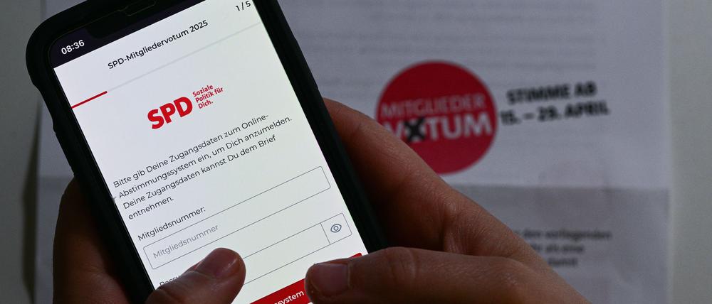 Bei der SPD stimmten die Mitglieder über den Koalitionsvertrag mit der Union ab. (Archivbild) 