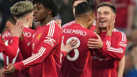 Jubel in Old Trafford: Manchester United zieht ins Halbfinale der Europa League ein.