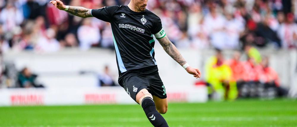 Marco Friedl hat seinen Vertrag bei Werder Bremen verlängert.