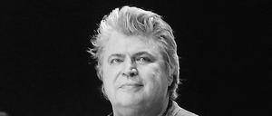 Peter Seiffert wurde 1954 in Düsseldorf geboren. 