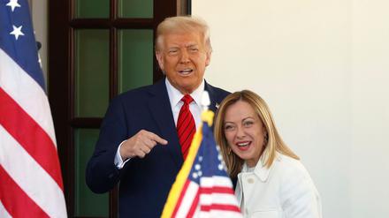 US-Präsident Trump und Italiens Ministerpräsidentin Meloni präsentierten sich am Donnerstag als ziemlich beste Freunde. 