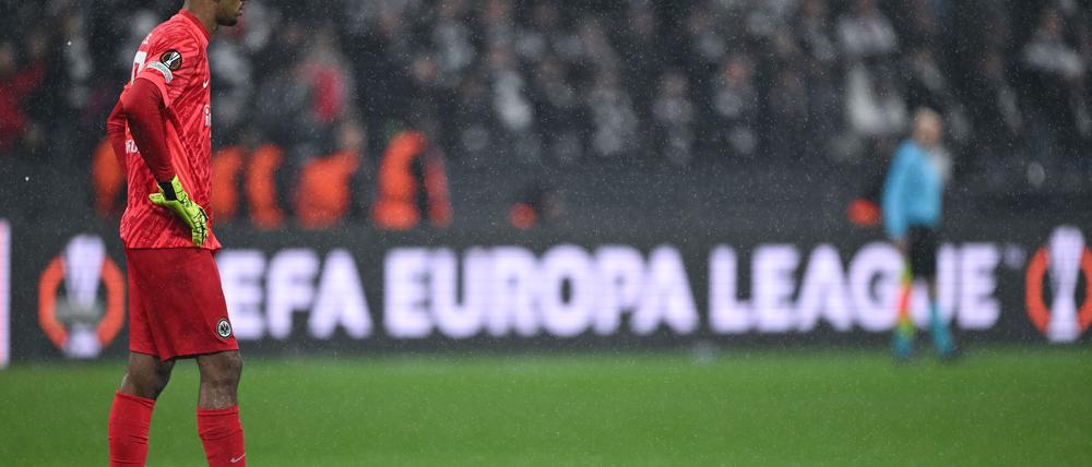 Fällt länger aus: Eintracht-Torwart Santos.