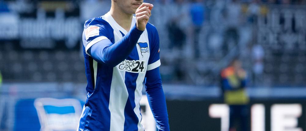 Ibrahim Maza ist in Ulm gesperrt - ein Thema bleibt der Jungstar aber doch.