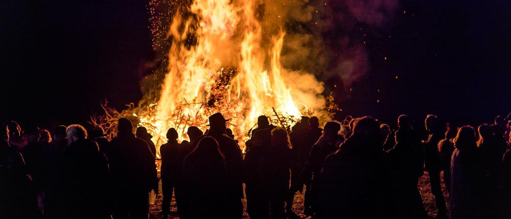 In Brandenburg finden in zig Gemeinde Osterfeuer statt. (Symbolbild)