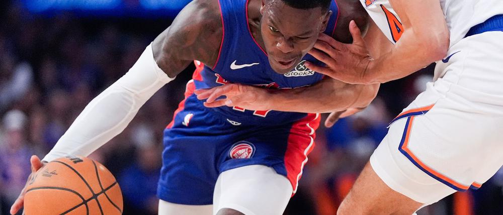 Dennis Schröder verliert mit Detroit zum Playoff-Start in New York.