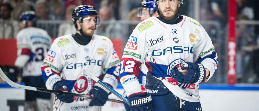 Die Eisbären Berlin müssen die Niederlage im zweiten DEL-Finalspiel gegen Köln verdauen.