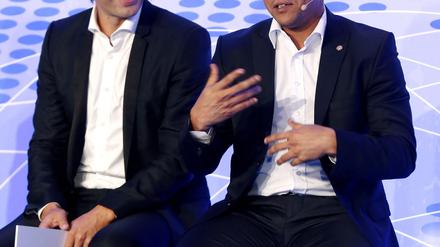 Mit 27 Toren in 47 Länderspielen ist Morientes (l.) einer der erfolgreichsten Nationalstürmer Spaniens. Er blieb in "La Roja" aber titellos.