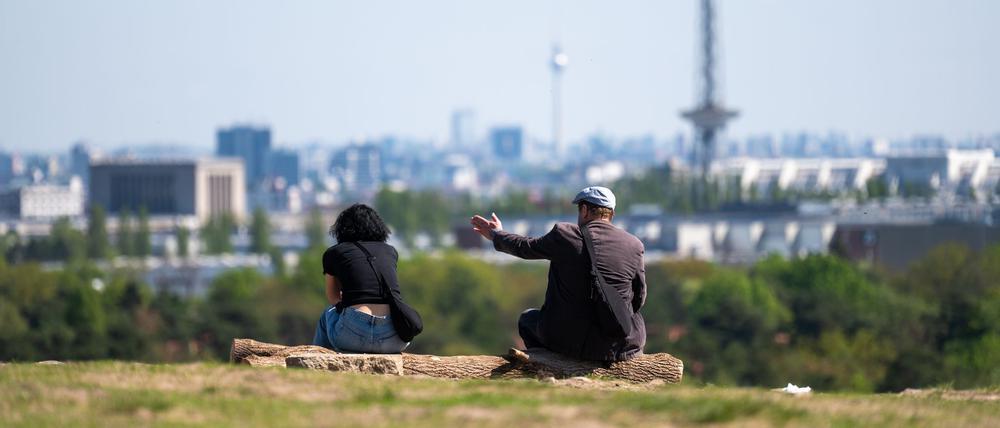 Vom Drachenberg aus lässt sich der Blick über Berlin genießen.