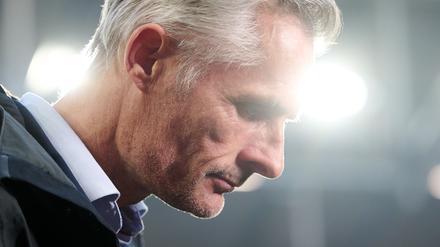 Zweifelt am Rückhalt des Vereins: Schalke-Trainer Kees van Wonderen.