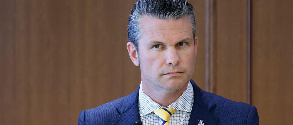 Pete Hegseth sieht sich neuen Vorwürfen ausgesetzt. (Archivbild)