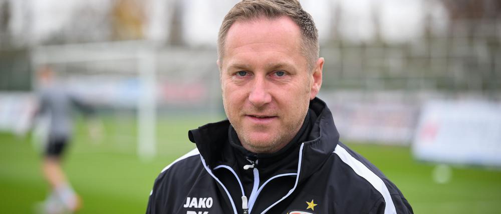 Trainer Dennis Kutrieb kann mit dem BFC Dynamo den Sieg im Landespokal erringen.